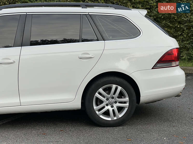 Универсал Volkswagen Jetta 2010 в Киеве фото 13 Универсал Volkswagen Jetta 2010 в Киеве
