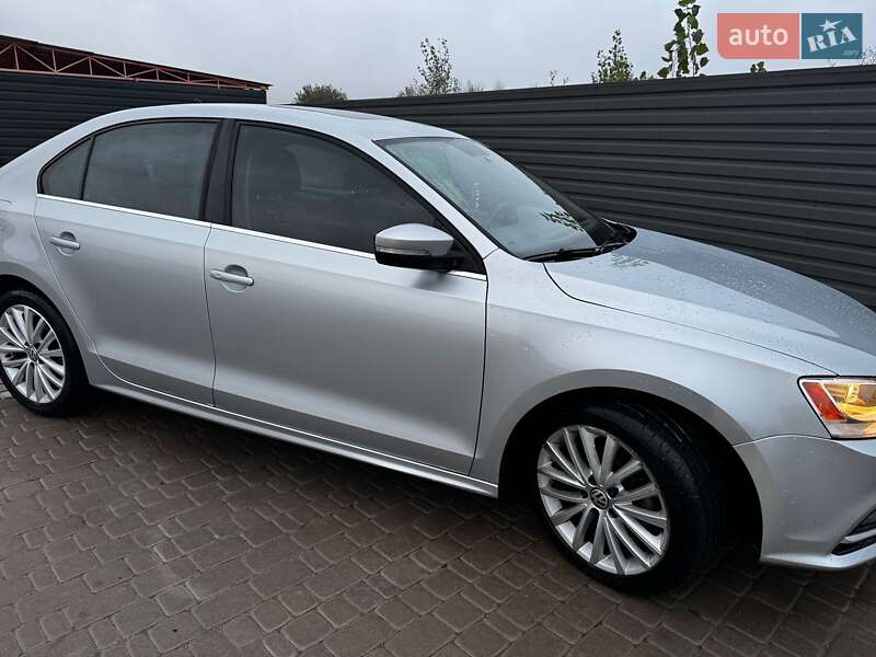 Седан Volkswagen Jetta 2015 в Киеве