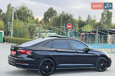 Седан Volkswagen Jetta 2020 в 