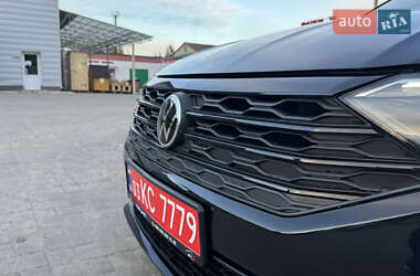 Седан Volkswagen Jetta 2020 в 