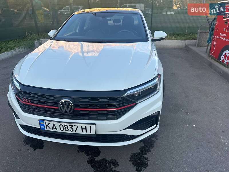 Седан Volkswagen Jetta 2019 в Києві