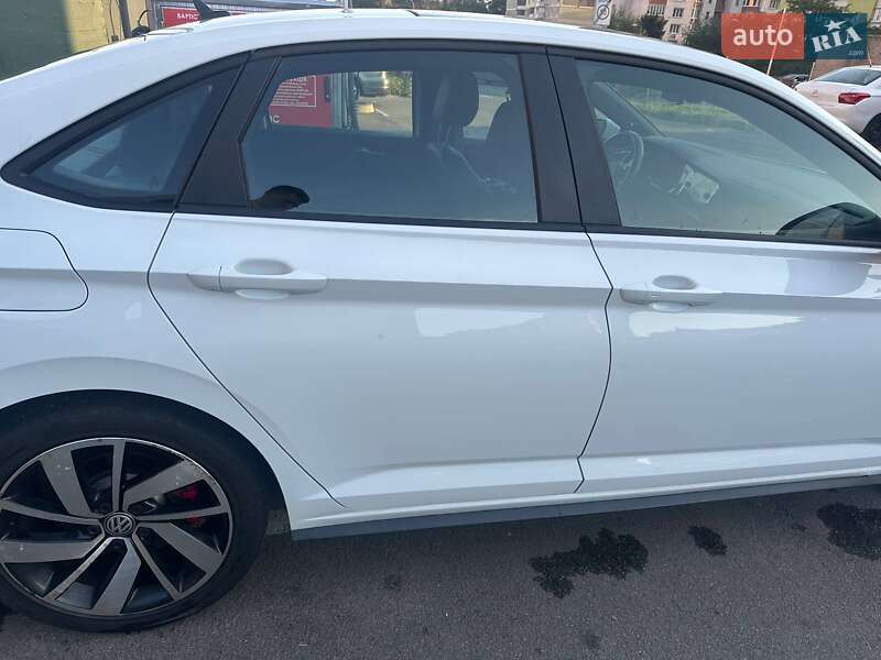 Седан Volkswagen Jetta 2019 в Києві