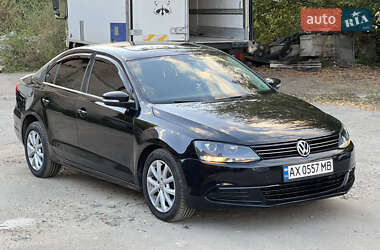 Седан Volkswagen Jetta 2012 в Харкові