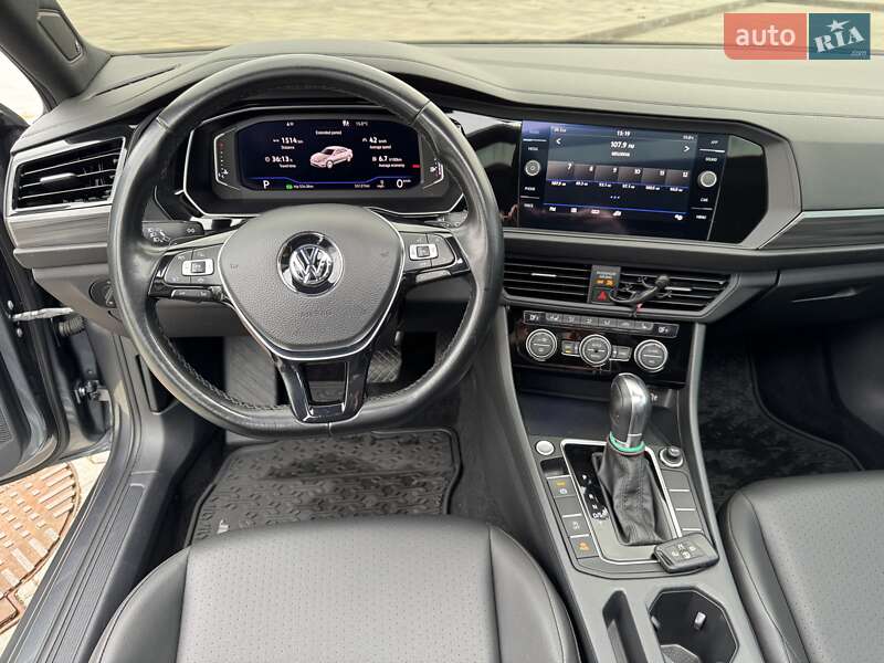 Седан Volkswagen Jetta 2019 в Харкові