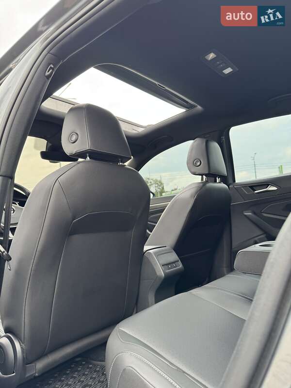 Седан Volkswagen Jetta 2019 в Харкові