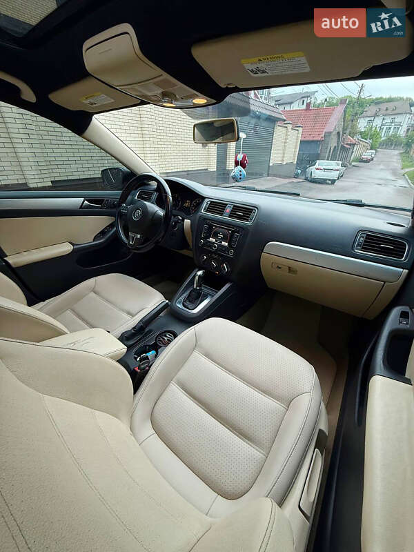 Седан Volkswagen Jetta 2011 в Ніжині