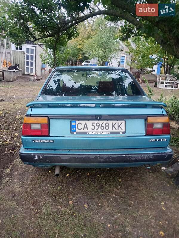 Седан Volkswagen Jetta 1987 в Золотоноше