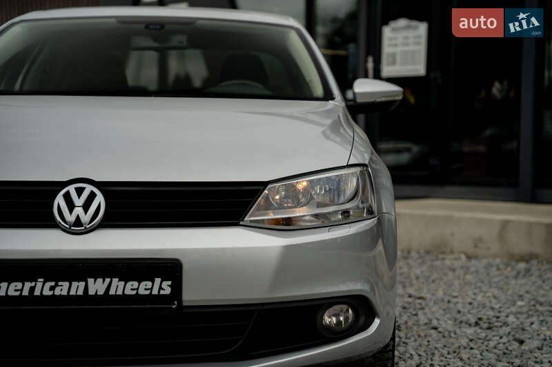 Седан Volkswagen Jetta 2012 в Черновцах фото 12 Седан Volkswagen Jetta 2012 в Черновцах