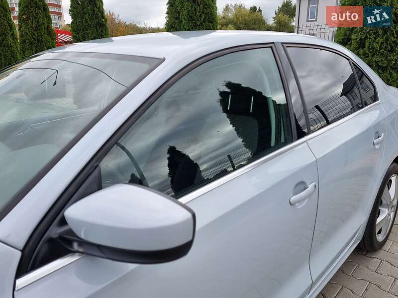 Седан Volkswagen Jetta 2017 в Виннице