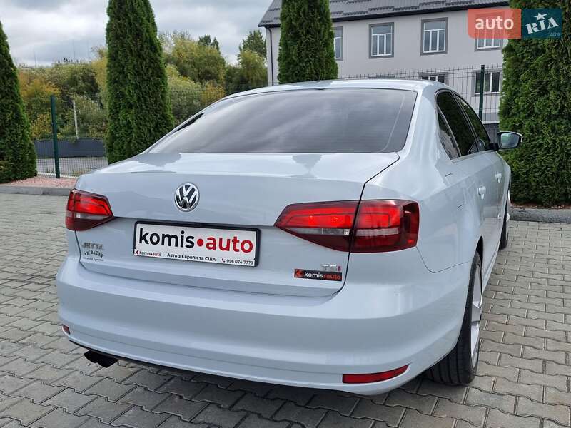 Седан Volkswagen Jetta 2017 в Виннице