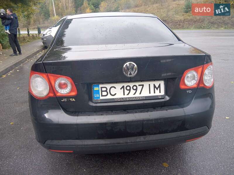 Седан Volkswagen Jetta 2008 в Монастыриске