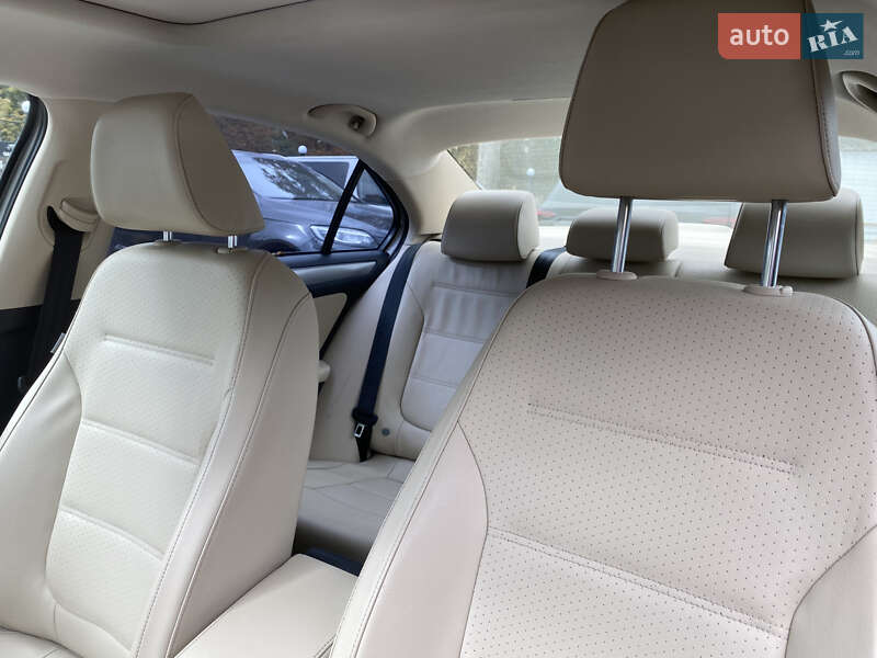 Седан Volkswagen Jetta 2014 в Одессе