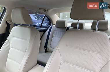 Седан Volkswagen Jetta 2014 в 
