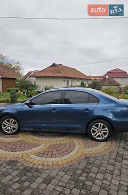 Седан Volkswagen Jetta 2017 в 