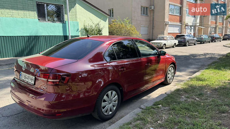 Седан Volkswagen Jetta 2015 в Кременчуці