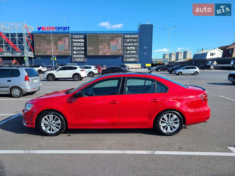Седан Volkswagen Jetta 2015 в Києві фото 3 Седан Volkswagen Jetta 2015 в Києві