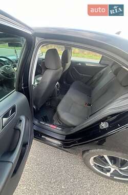 Седан Volkswagen Jetta 2014 в Павлограде