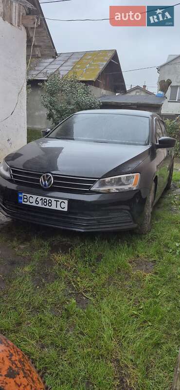 Седан Volkswagen Jetta 2016 в 