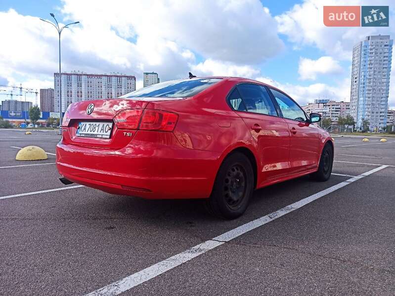 Седан Volkswagen Jetta 2014 в Києві