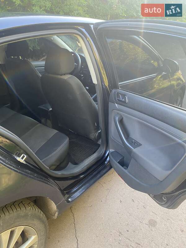 Седан Volkswagen Jetta 2007 в Згурівці