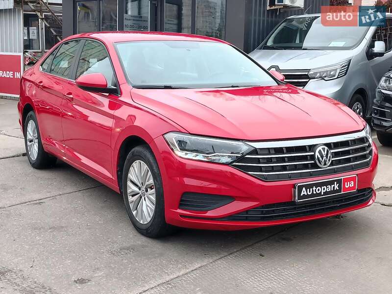 Седан Volkswagen Jetta 2019 в Харкові