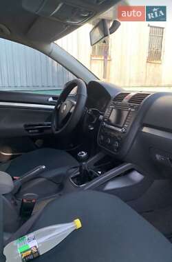 Седан Volkswagen Jetta 2005 в 
