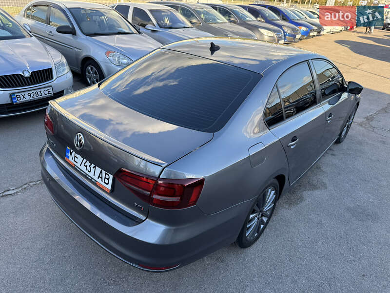 Седан Volkswagen Jetta 2016 в Запорожье фото 11 Седан Volkswagen Jetta 2016 в Запорожье