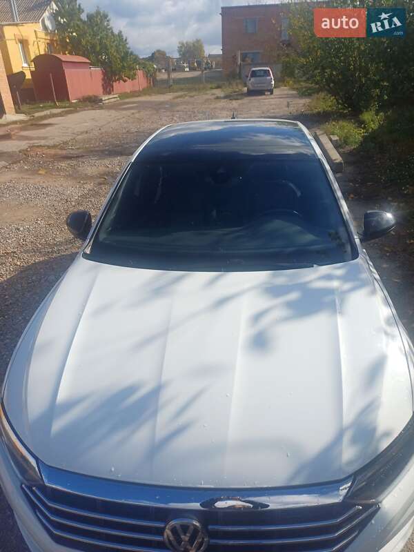 Седан Volkswagen Jetta 2020 в Ромнах