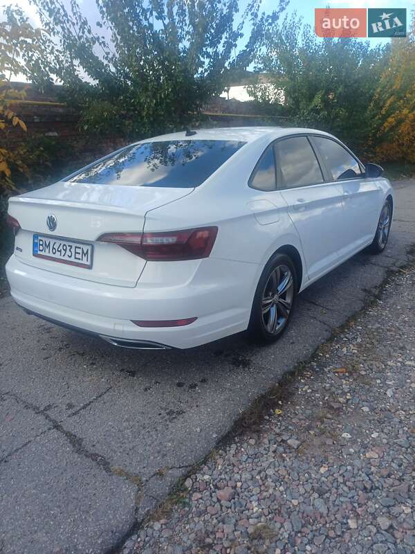 Седан Volkswagen Jetta 2020 в Ромнах