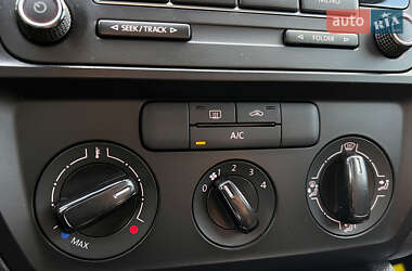 Седан Volkswagen Jetta 2015 в 
