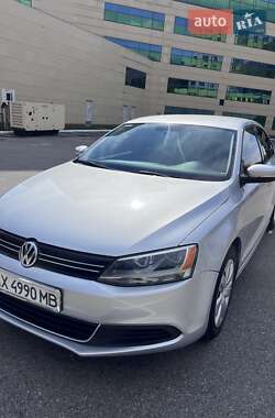 Седан Volkswagen Jetta 2013 в Харкові