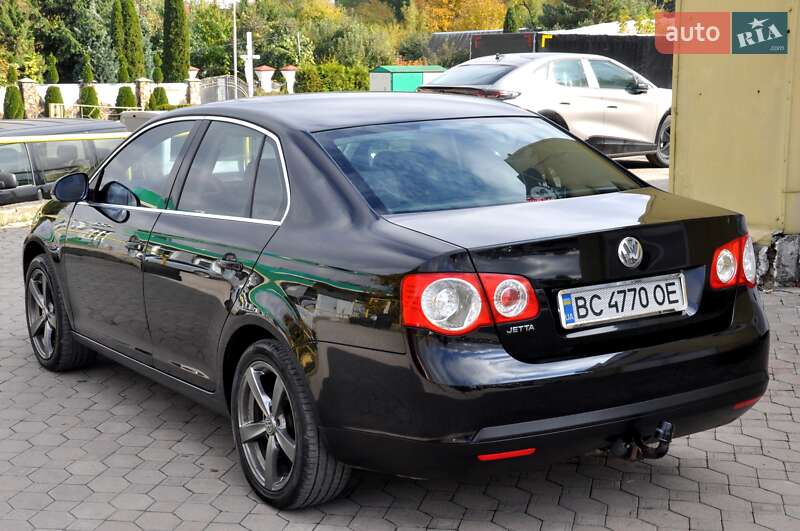 Седан Volkswagen Jetta 2006 в Львове