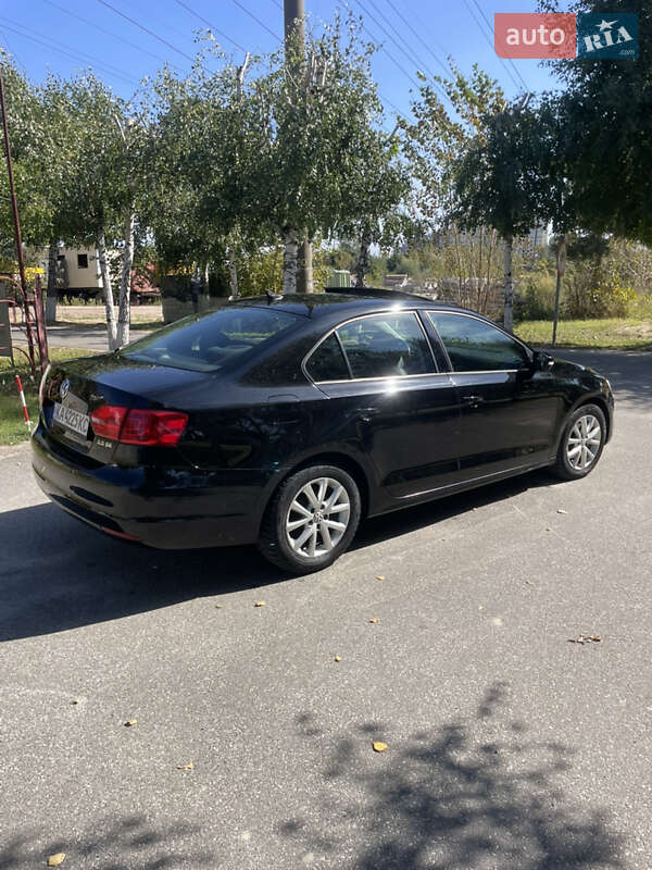 Седан Volkswagen Jetta 2010 в Киеве фото 5 Седан Volkswagen Jetta 2010 в Киеве