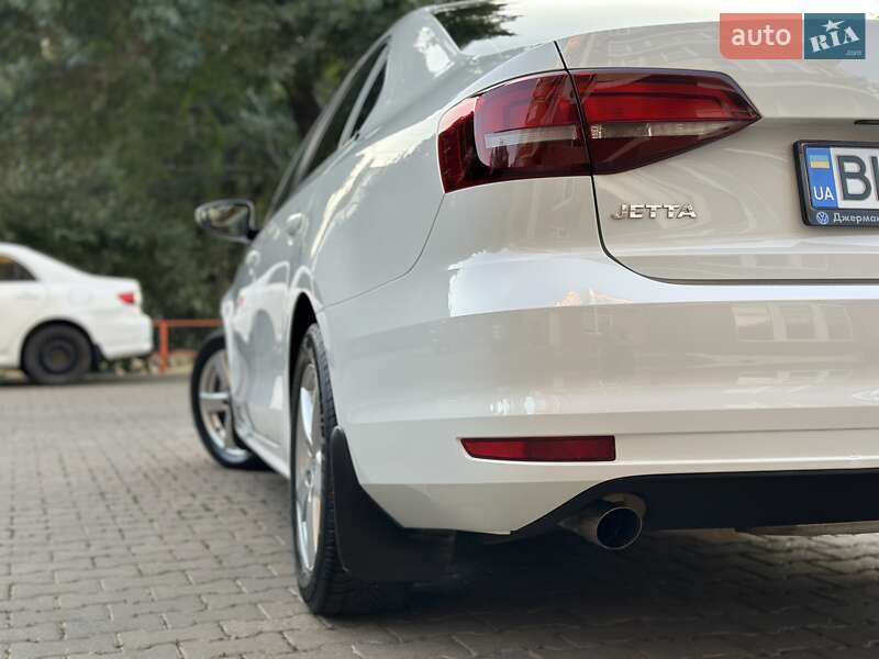 Седан Volkswagen Jetta 2016 в Одессе