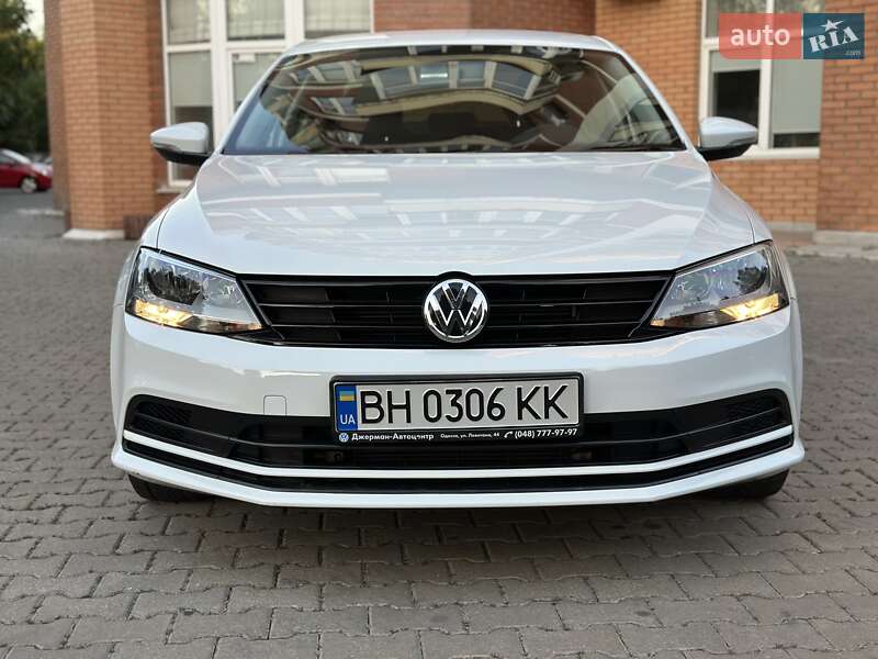 Седан Volkswagen Jetta 2016 в Одессе