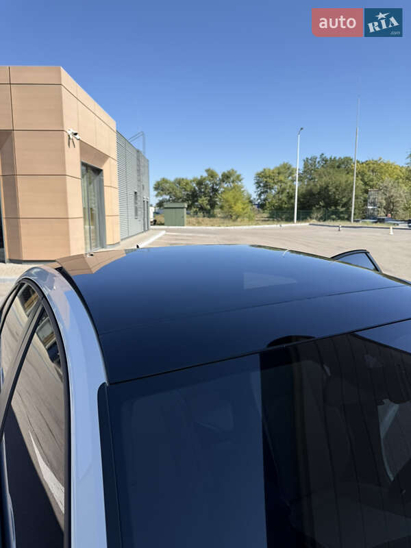 Седан Volkswagen Jetta 2019 в Днепре
