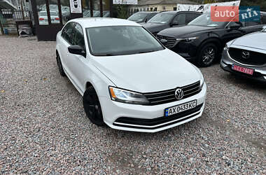 Седан Volkswagen Jetta 2014 в 