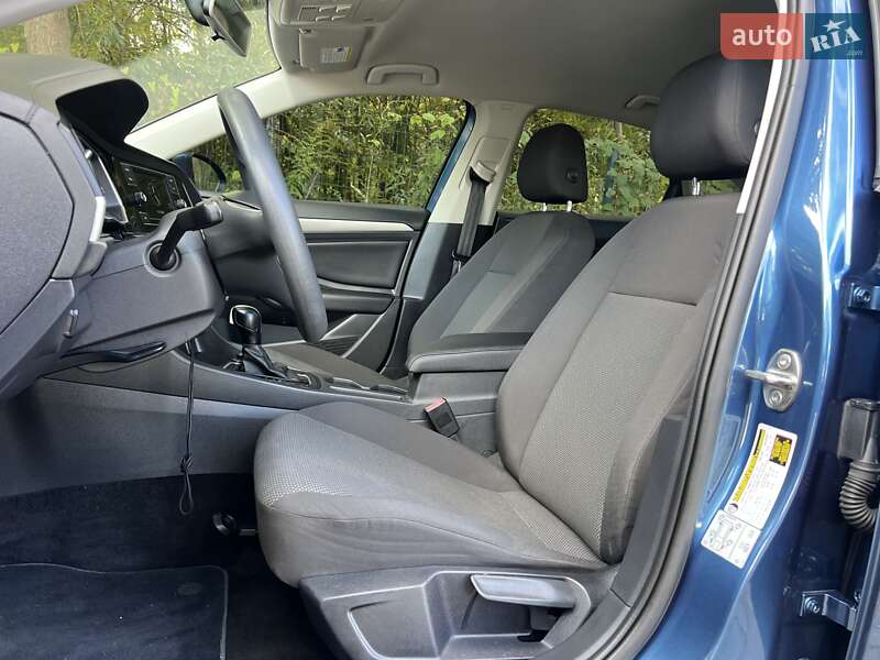 Седан Volkswagen Jetta 2018 в Львове