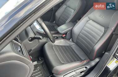 Седан Volkswagen Jetta 2015 в 