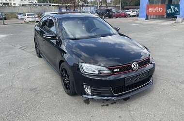 Седан Volkswagen Jetta 2015 в 