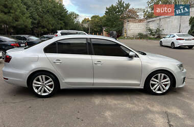 Седан Volkswagen Jetta 2012 в 