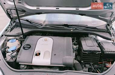 Седан Volkswagen Jetta 2006 в 