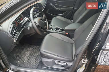 Седан Volkswagen Jetta 2018 в 
