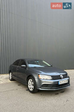 Седан Volkswagen Jetta 2017 в 