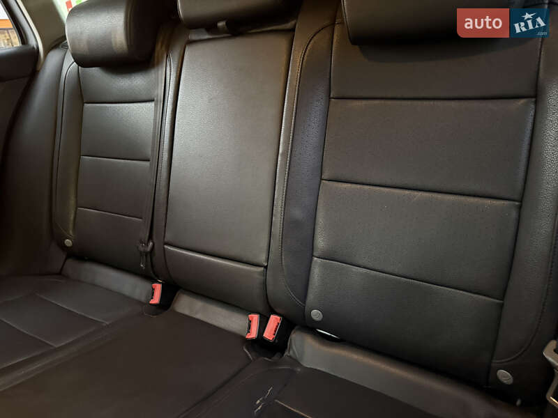 Універсал Volkswagen Jetta 2009 в Дніпрі