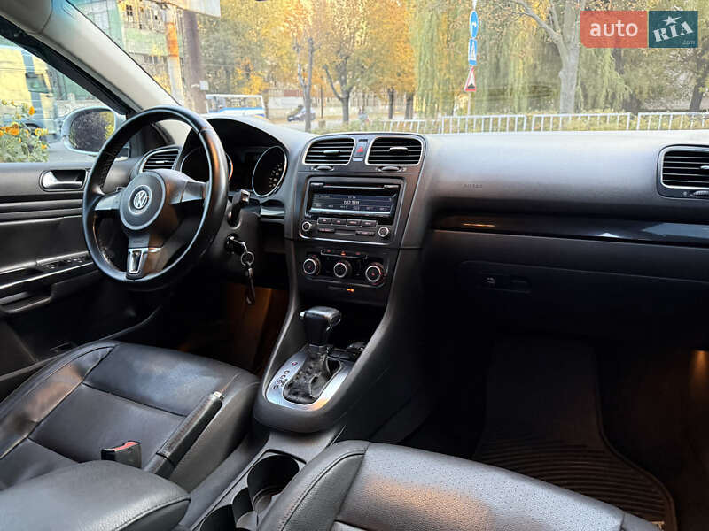 Універсал Volkswagen Jetta 2009 в Дніпрі