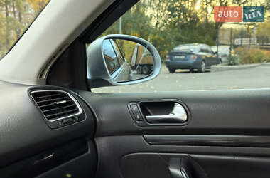 Универсал Volkswagen Jetta 2009 в 