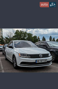 Седан Volkswagen Jetta 2015 в Миколаєві