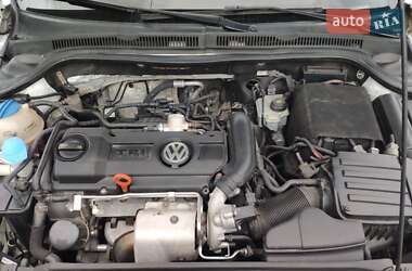 Седан Volkswagen Jetta 2014 в 