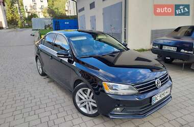 Седан Volkswagen Jetta 2015 в 